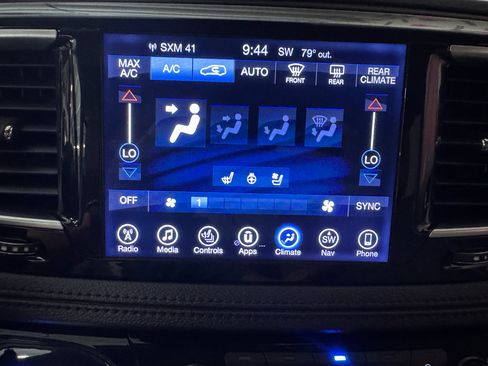 Used 2017 Chrysler Pacifica Limited FWD image 34