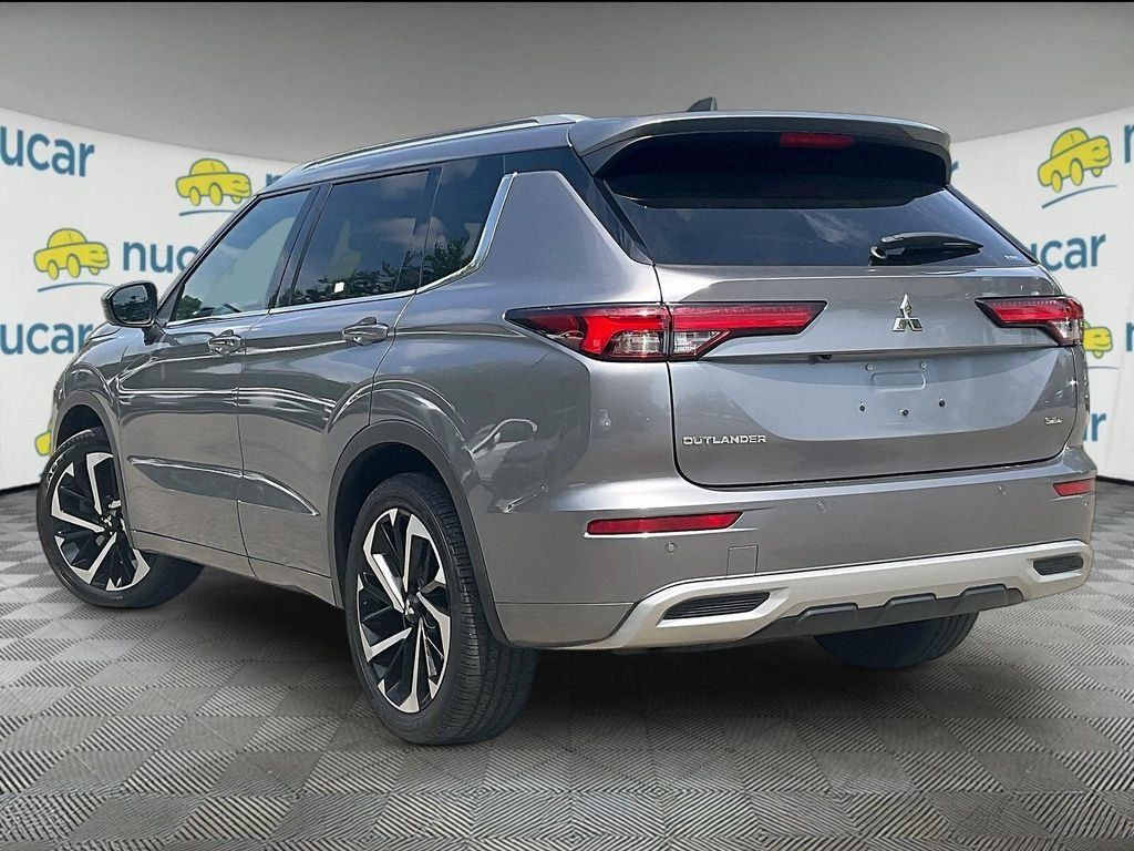 Used 2022 Mitsubishi Outlander SEL AWD/4WD image 4