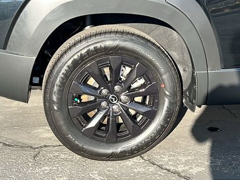 Used 2025 MAZDA CX-50 AWD 2.5 Hybrid w/ Premium Pkg image 11