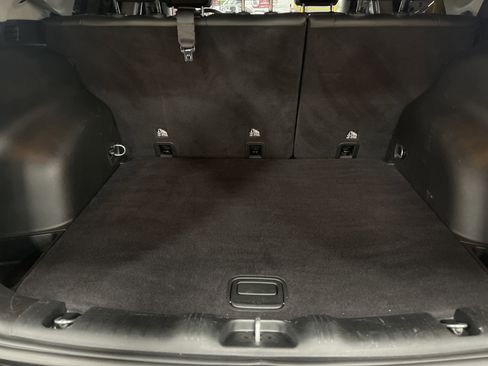 Used 2022 Jeep Compass Limited image 11