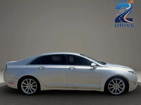 Used 2013 Lincoln MKZ AWD image 5