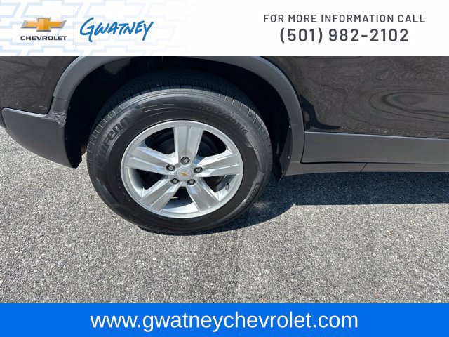 Used 2021 Chevrolet Trax LS w/ Tint and Cruise Package FWD image 11
