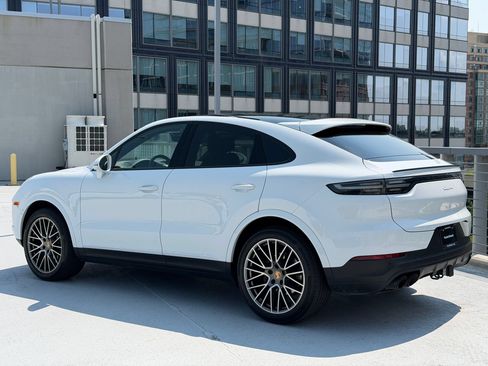 Certified 2023 Porsche Cayenne Coupe AWD/4WD image 3