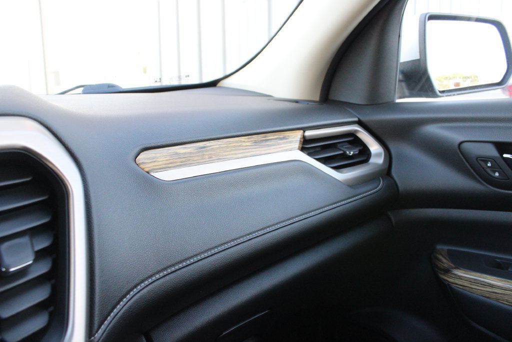 Used 2019 GMC Acadia Denali AWD/4WD image 22
