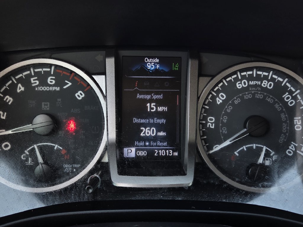 Used 2022 Toyota Tacoma SR5 RWD image 19