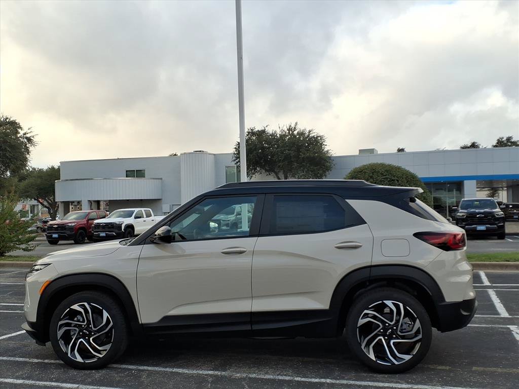 New 2026 Chevrolet TrailBlazer RS w/ Convenience Package FWD image 7