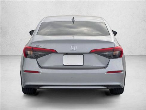 Used 2024 Honda Civic EX image 6