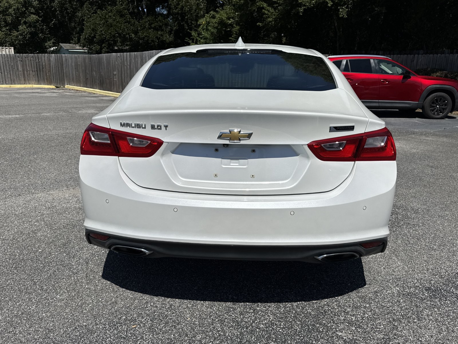 Used 2017 Chevrolet Malibu Premier w/ Premier Sun and Wheel Package FWD image 5