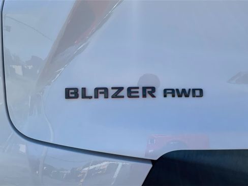 Used 2023 Chevrolet Blazer LT AWD/4WD image 24