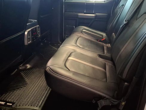 Used 2019 Ford F150 Platinum w/ Equipment Group 701A Luxury AWD/4WD image 14