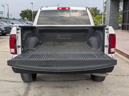 Used 2022 RAM 1500 Warlock AWD/4WD image 13
