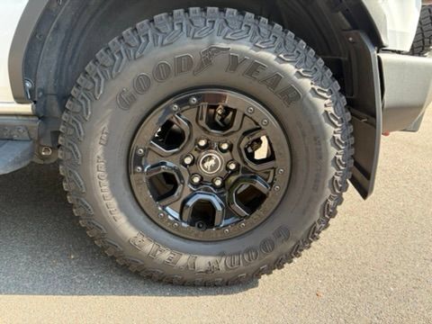 Used 2024 Ford Bronco Wildtrak AWD/4WD image 14