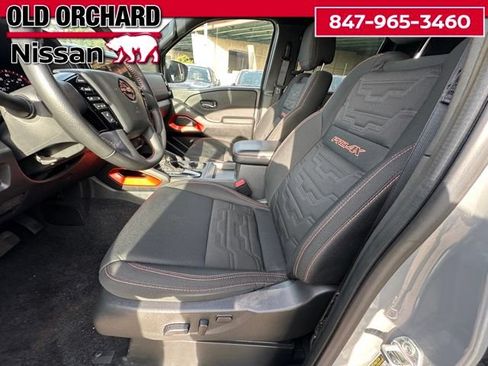 Used 2025 Nissan Frontier PRO-4X AWD/4WD image 10