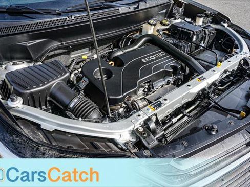 Used 2019 Chevrolet Equinox LS w/ LS Convenience Package image 36