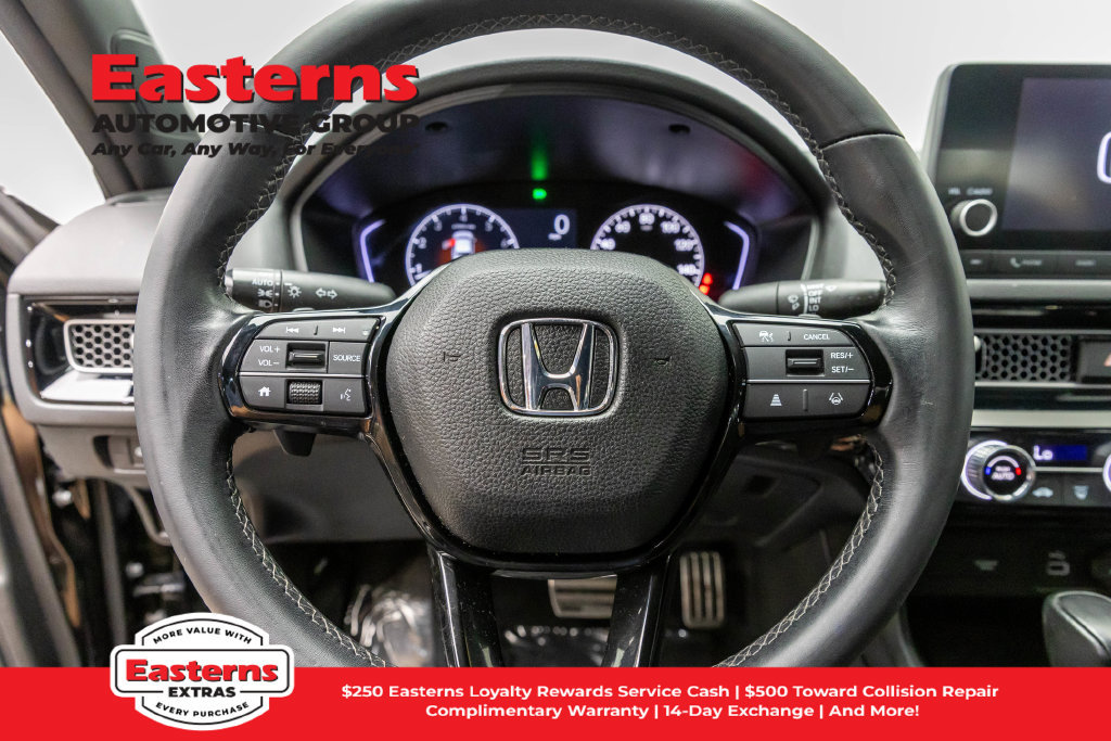 Used 2023 Honda Civic Sport image 11