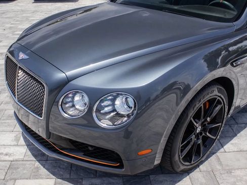 Used 2018 Bentley Flying Spur S V8 AWD/4WD image 13