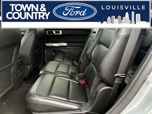 Used 2024 Ford Explorer XLT w/ Equipment Group 202A AWD/4WD image 22