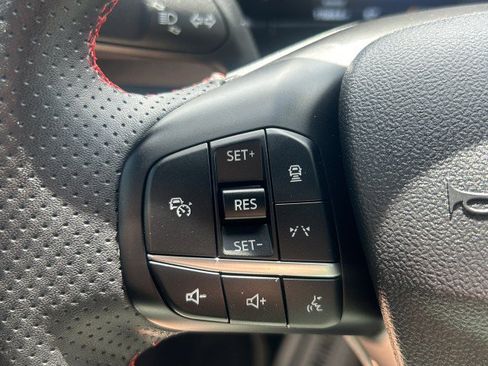 Used 2024 Ford Escape ST-Line w/ Tech Pack #1 FWD image 5