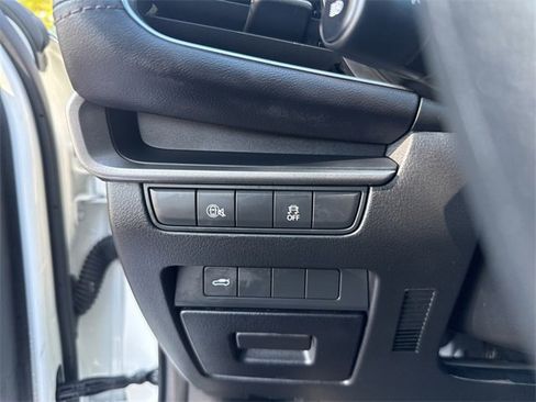 Used 2025 MAZDA MAZDA3 s image 14