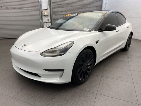 Used 2023 Tesla Model 3 Performance image 7