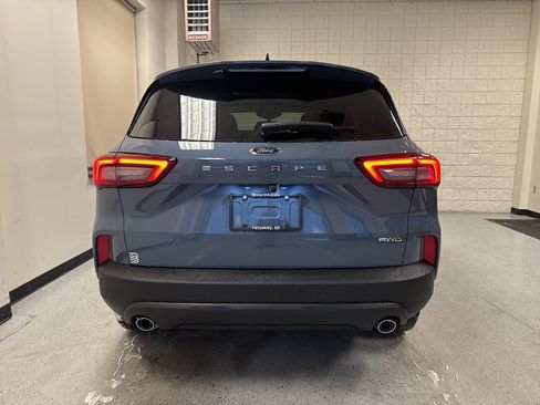 New 2026 Ford Escape ST-Line w/ Tech Pack #1 image 18