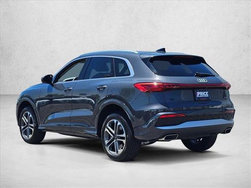 Certified 2025 Audi Q5 Premium w/ Convenience Package AWD/4WD image 8