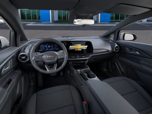 New 2026 Chevrolet Equinox EV LT image 15