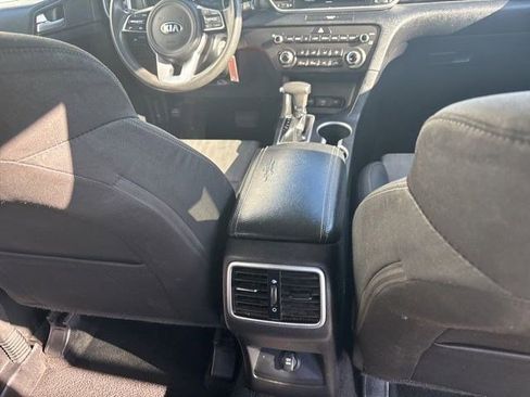 Used 2021 Kia Sportage LX image 36