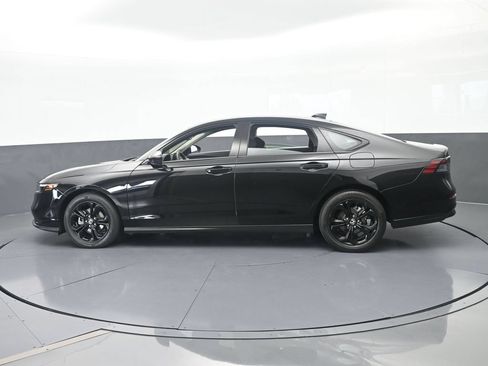 Used 2025 Honda Accord SE image 3