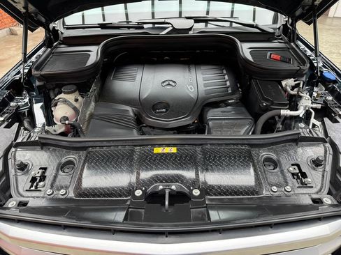 Certified 2024 Mercedes-Benz GLS 450 4MATIC image 31