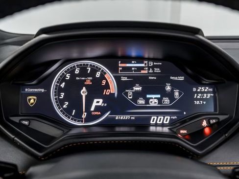 Used 2017 Lamborghini Huracan LP 580-2 image 17