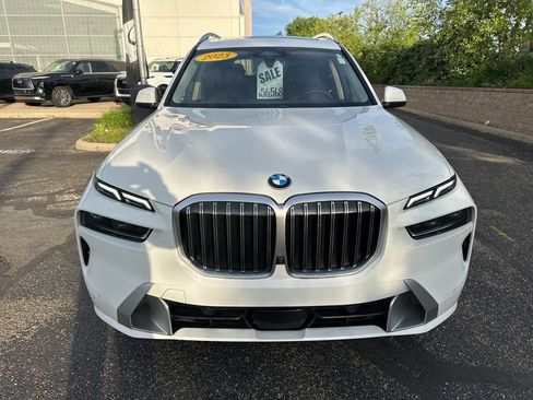 Used 2023 BMW X7 xDrive40i AWD/4WD image 12