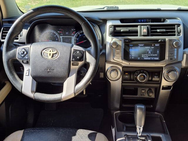 Used 2014 Toyota 4Runner SR5 RWD image 29