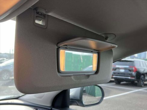 Used 2025 Buick Encore GX Preferred w/ Comfort Package image 31