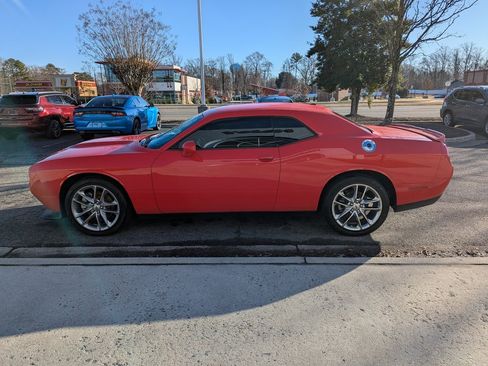 Used 2023 Dodge Challenger GT image 5