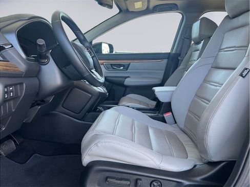 Used 2017 Honda CR-V Touring image 10