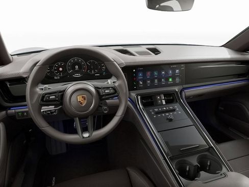 New 2026 Porsche Panamera 4 image 4