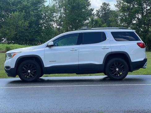 Used 2019 GMC Acadia SLT w/ LPO, Floor Liner Package AWD/4WD image 8