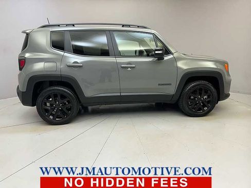 Used 2022 Jeep Renegade Altitude image 6