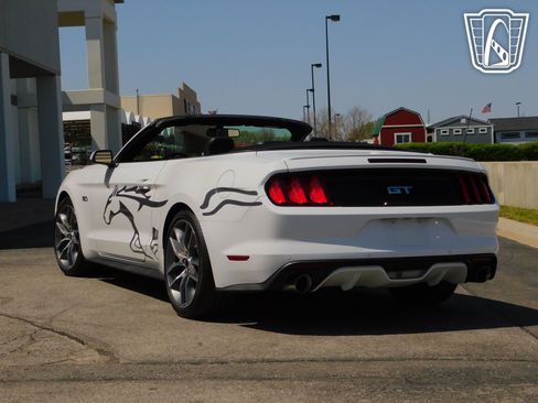 Used 2015 Ford Mustang GT Premium w/ Equipment Group 401A image 16