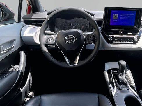 Used 2026 Toyota Corolla SE FWD image 6