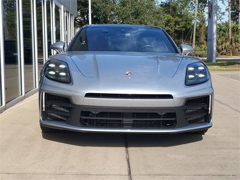 Certified 2024 Porsche Panamera image 6