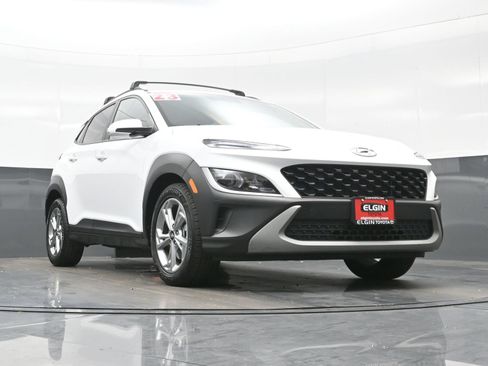 Used 2023 Hyundai Kona SEL AWD/4WD image 32
