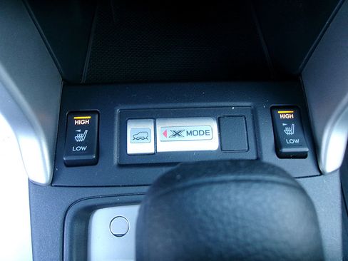 Used 2017 Subaru Forester 2.5i Premium w/ All-Weather Package image 19