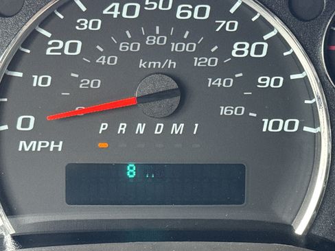 New 2025 GMC Savana 2500 w/ Driver Convenience Package image 21