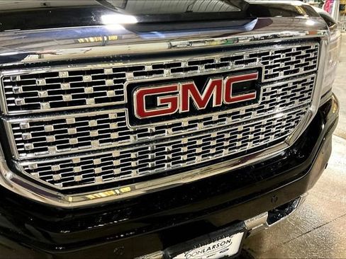 Used 2016 GMC Sierra 1500 Denali w/ Enhanced Driver Alert Package image 11