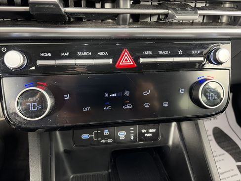 Used 2025 Hyundai Tucson SEL AWD/4WD image 24