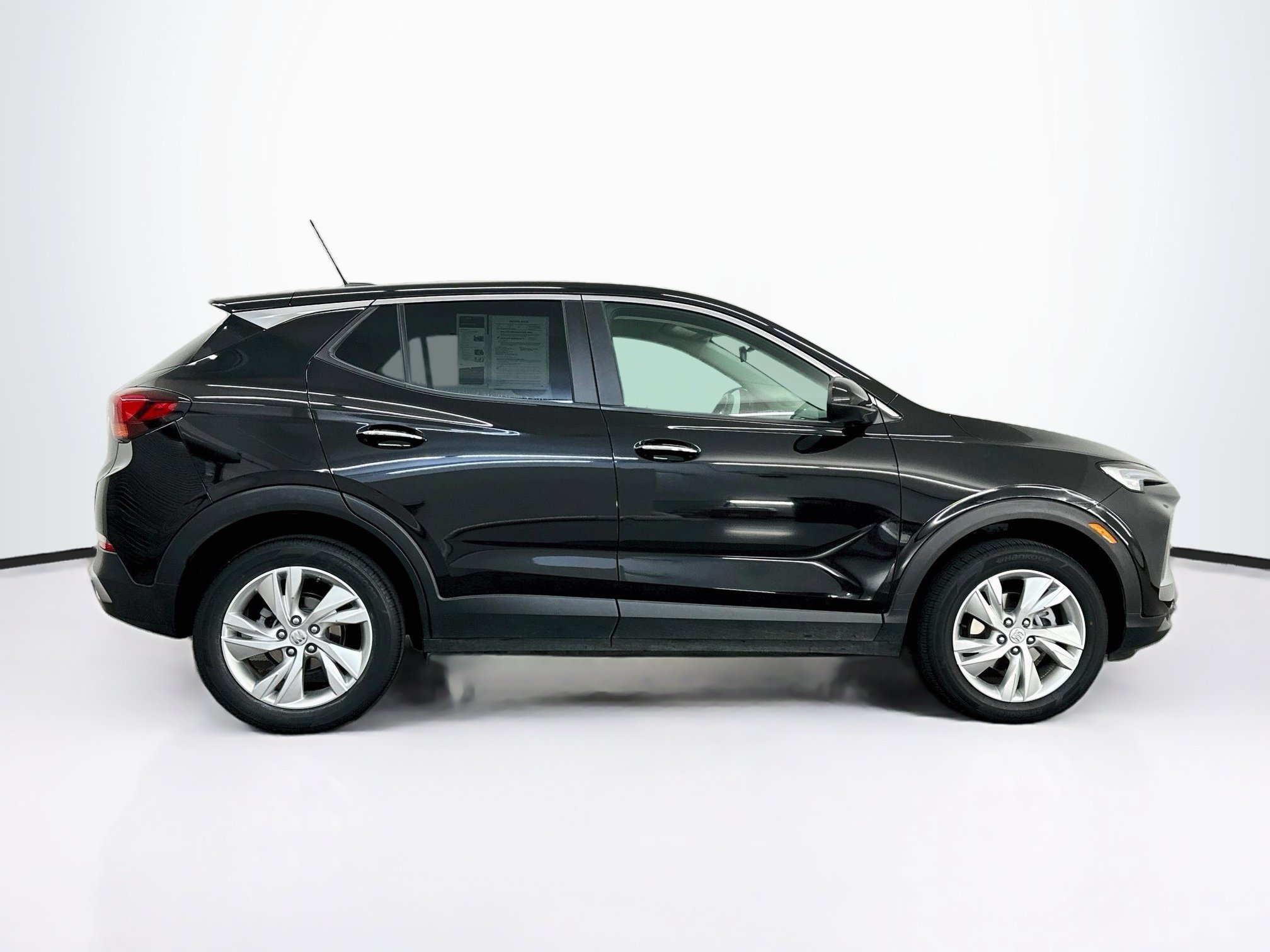 Used 2025 Buick Encore GX Preferred AWD/4WD image 10