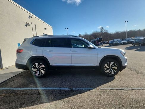 New 2026 Volkswagen Atlas SEL image 8