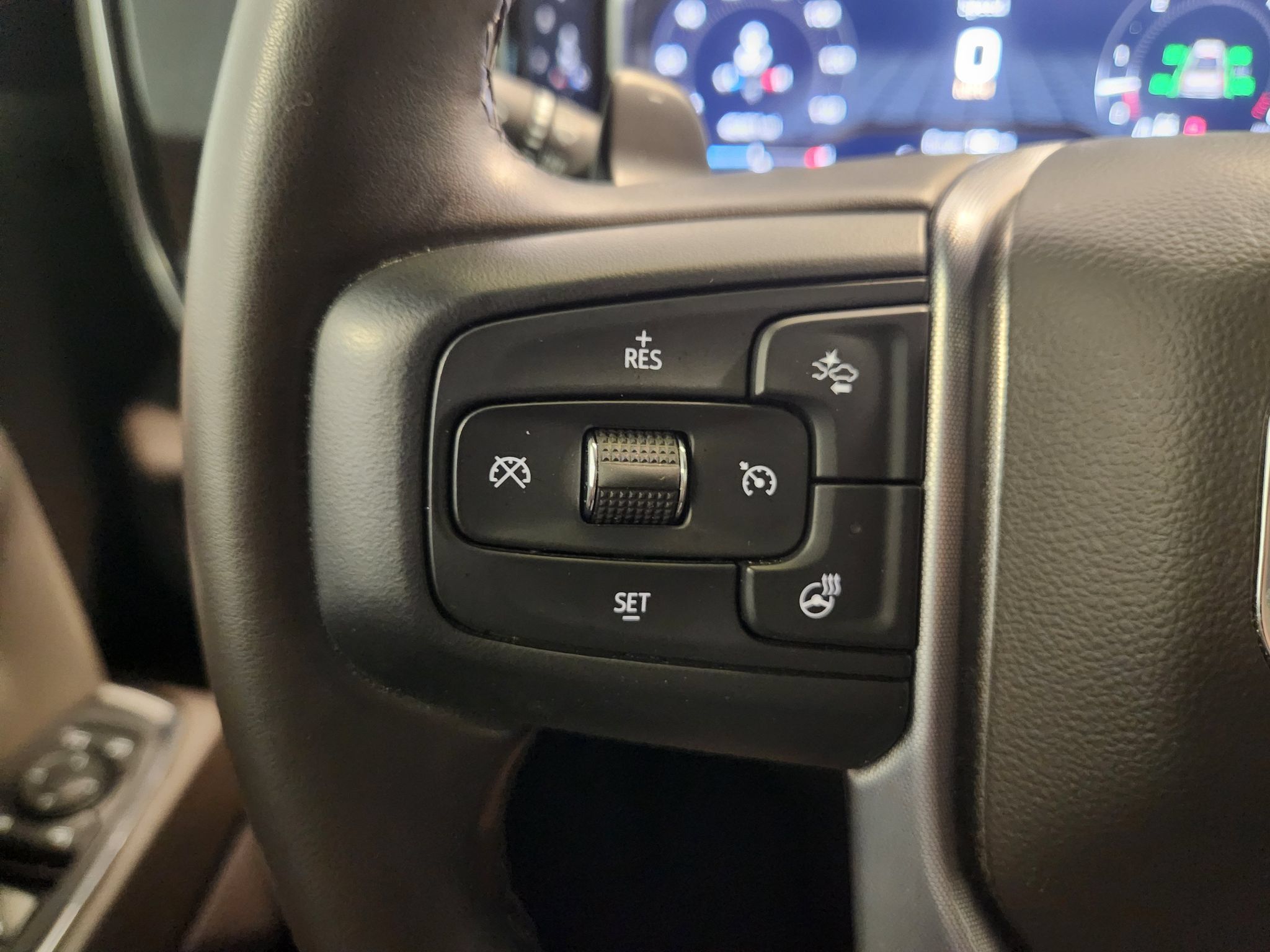 Used 2023 GMC Sierra 1500 SLT AWD/4WD image 29